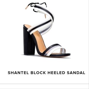 Shoedazzle black/white dress sandals